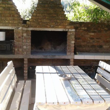 Grysbok Self Catering Accommodation Oudtshoorn Exteriör bild